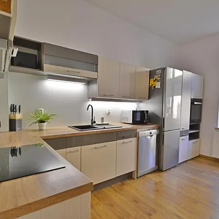 Sunset - Klimatyczne I Przestronne Mieszkanie Przy Parku Chopina Apartment